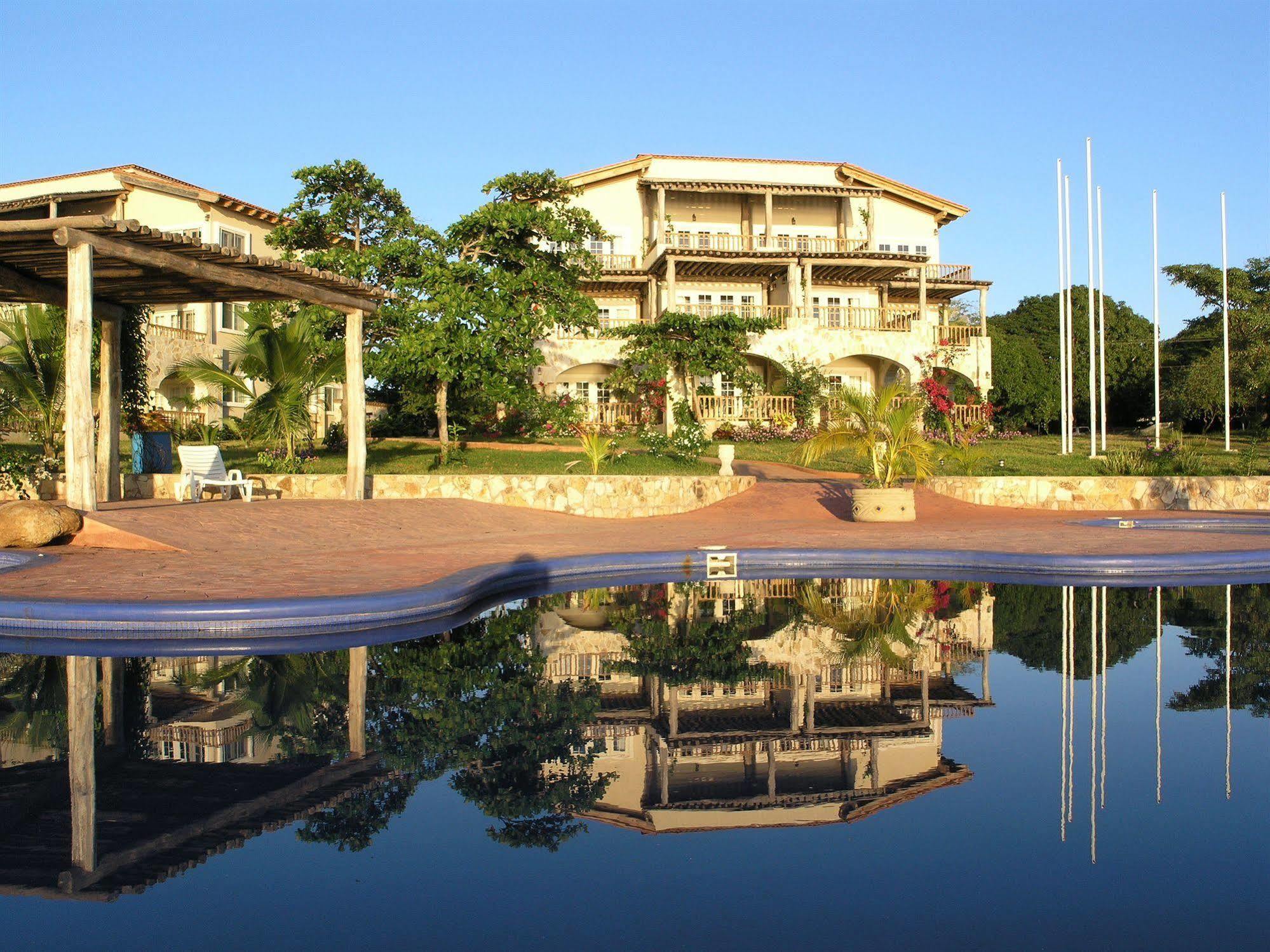 Marina Puesta Del Sol Hotel Aposentillo Eksteriør billede