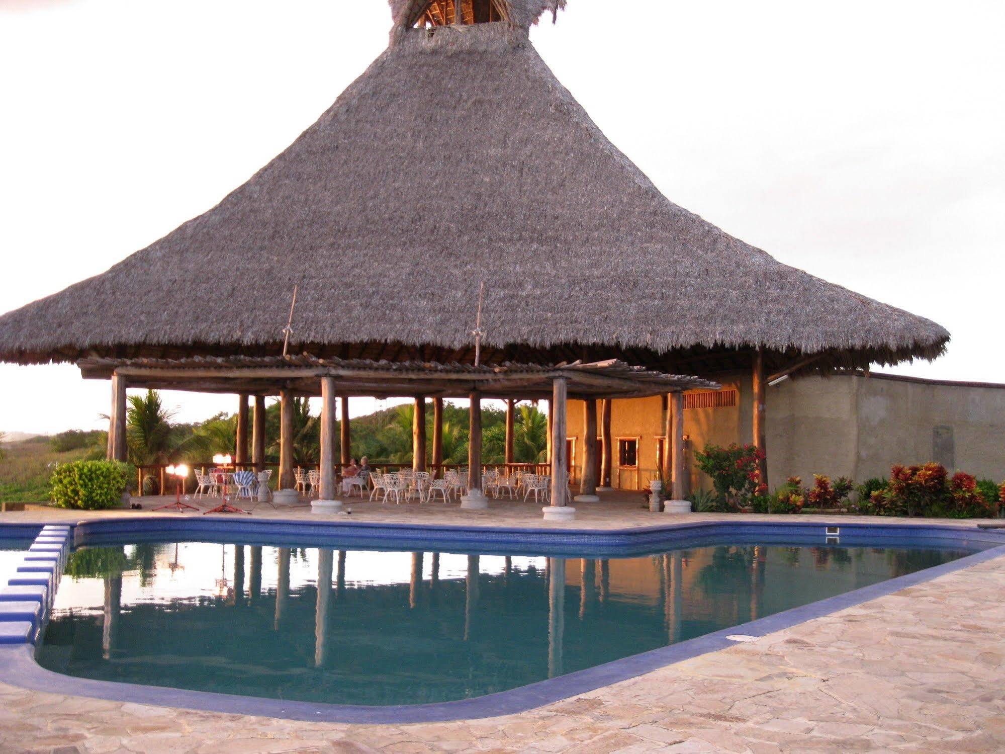 Marina Puesta Del Sol Hotel Aposentillo Eksteriør billede