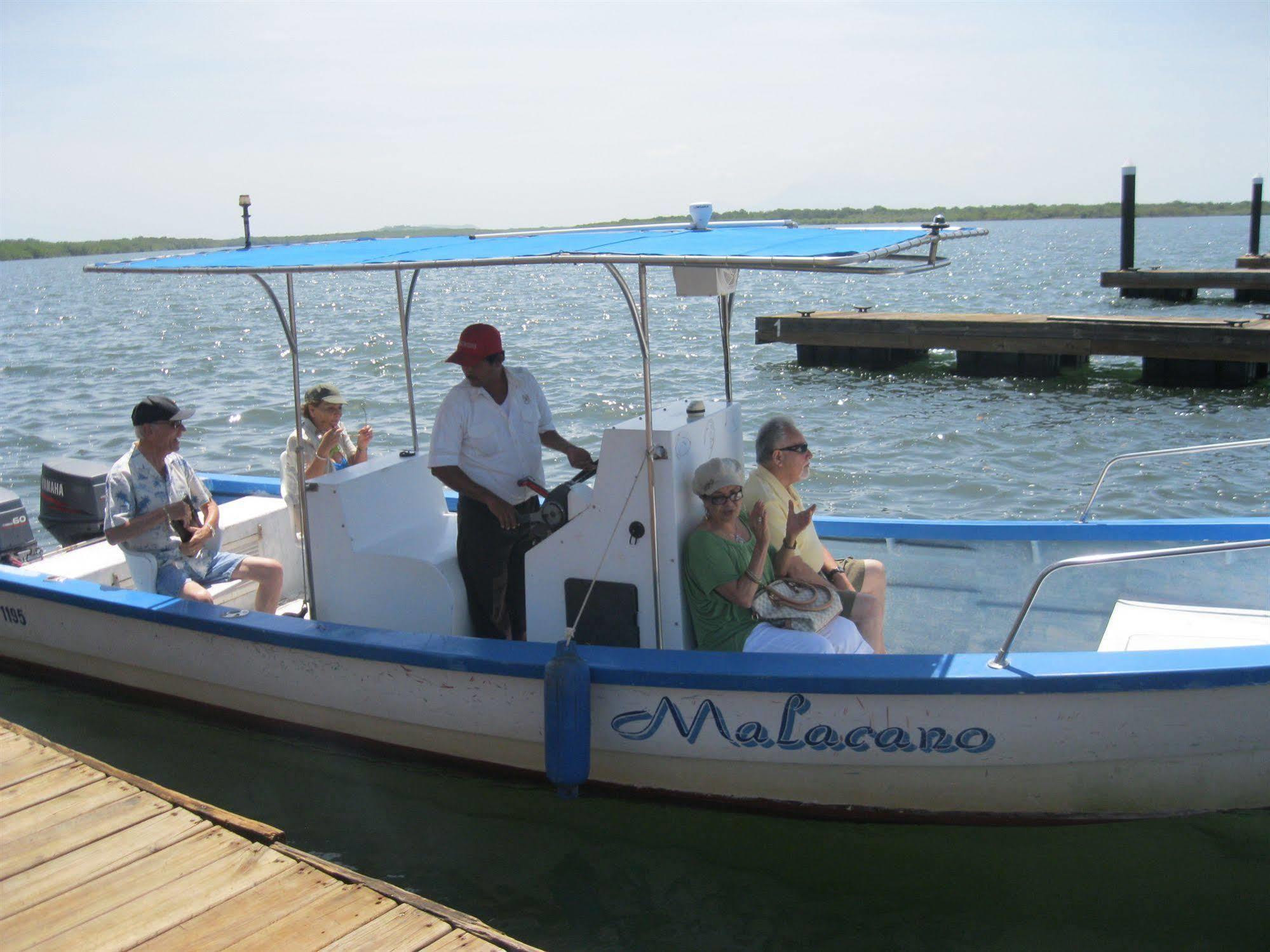 Marina Puesta Del Sol Hotel Aposentillo Eksteriør billede