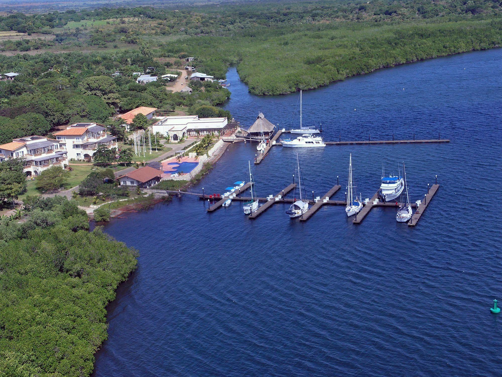 Marina Puesta Del Sol Hotel Aposentillo Eksteriør billede